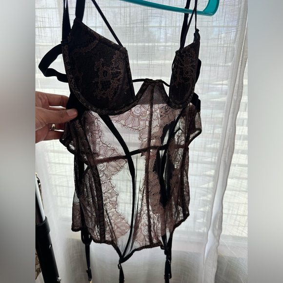 Victoria’s Secret Lingerie - Picture 1 of 2